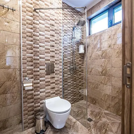 слънчевите къщи Villa *