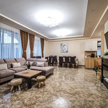 Villa слънчевите къщи