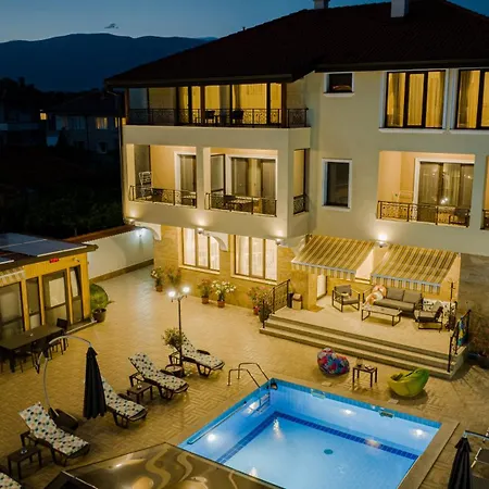 слънчевите къщи *