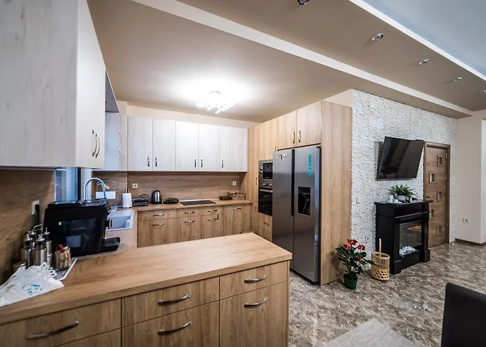 слънчевите къщи * באניה